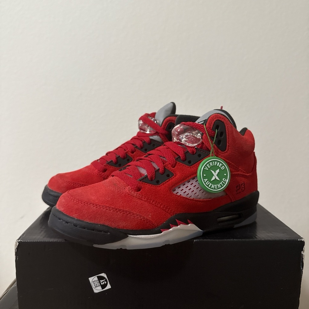 Jordan 5 Retro "Raging Bull" (2021)